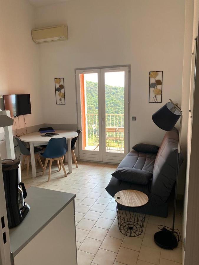 Location Vacance Vue Mer 4 A 6 Personnes Cavalaire-sur-Mer Exterior foto